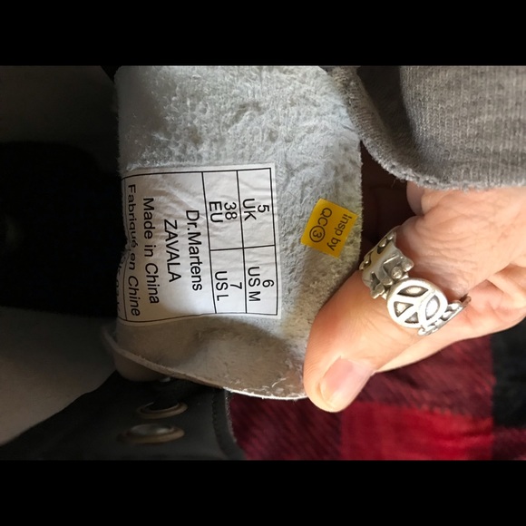 Dr Martens White Combat Boots Women’s 7 - Picture 8 of 9